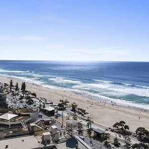 Aparthotel Surfers International